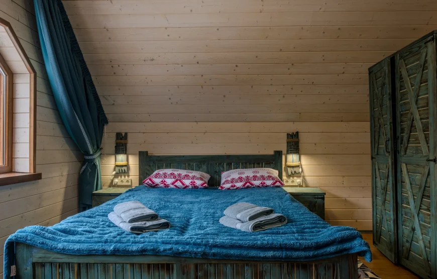 SPADOK Forest Villas — a large cottage near Synevyr that sleeps 13